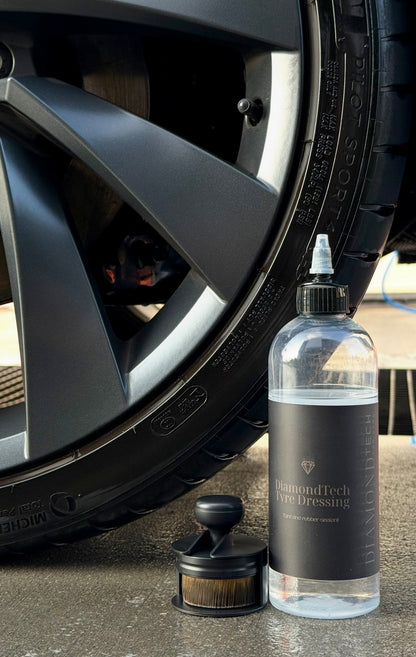 Padangų „Deep Black“ rinkinys DiamondTech™